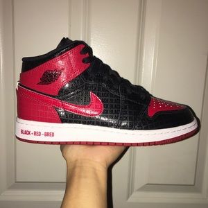 Jordan 1 mid GS